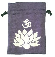 Bild von Baumwollsäckchen Om Lotus purple 8x11cm