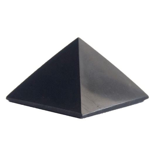 Image sur Schungit Pyramide, poliert, 10 × 10 cm