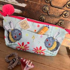 Picture of BEES WASH BAG
