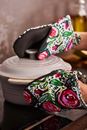 Picture of Micro Mitt Cotton Rose Garden Pair - Ulster Weavers