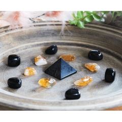 Image de Crystal Grid Schungit Power