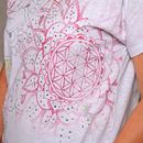 Bild von T-Shirt Fancy in weiss-bunt von The Spirit of OM