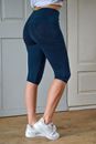 Bild von Leggings capri Mandala in dunkelblau von The Spirit of OM