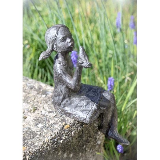 Image sur Mädchenfigur Hilda mit Vogel, Polyresin