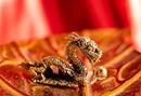 Immagine di Miniaturfigur Drache liegend