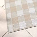 Bild von Gingham Natural Outdoor Rug