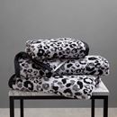Bild von Animal Black/White Hand Towel 50x90cm