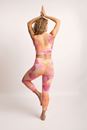 Bild von Yoga Leggings 7/8 Madhu in fuchsia von The Spirit of Om
