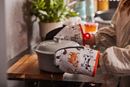 Immagine di Dog Days Microwave Mitts - Ulster Weavers