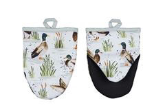 Picture of Farmhouse Ducks Microwave Mitts - Ulster Weavers