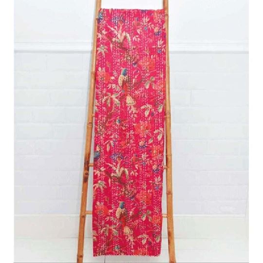 Bild von Kantha-Decke Birds pink, 150 × 230 cm