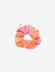 Immagine di Scrunchie Haarband Madhu in fuchsia von The Spirit of Om