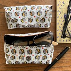 Bild von BEES GLASSES CASE