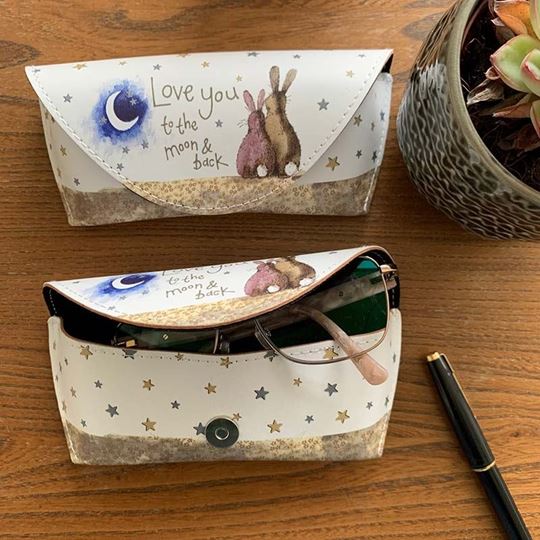 Picture of MOON AND BACK GLASSES CASE