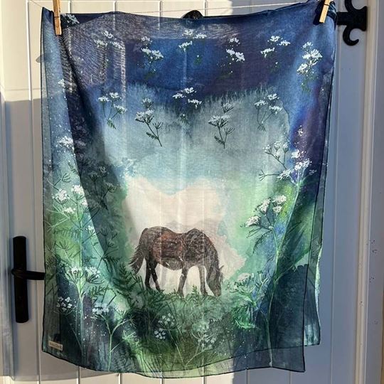 Immagine di HORSE AND COW PARSLEY