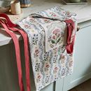 Immagine di Boho Floral Cotton Apron - Ulster Weavers