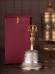 Bild von Glocke mit Dorje, gross