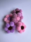 Bild von PomPon Set 100 Wild Berry Wolloptik