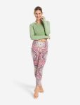 Bild von Crop Shirt Jathara in matcha von The Spirit of OM