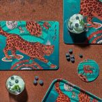 Bild von Emma J Shipley Snow Leopard/teal Placemat 29x21 - Jamida of Sweden