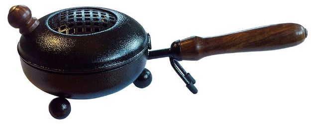 Bild von Räuchergefäss aus Stahl, schwarz mit Holzgriff 11cm