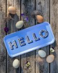Bild von Asta Barrington Hello / blue Tray 32x15 - Jamida of Sweden
