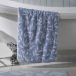 Bild von Sandringham Blue Bath Towel 70x130cm