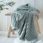 Bild von Morritz Green 130x180cm Throw