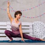 Bild von Yoga-Top Bakti in amethyst von The Spirit of OM
