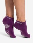 Bild von Rutschfeste Yoga Socken Adhara in viola von The Spirit of Om