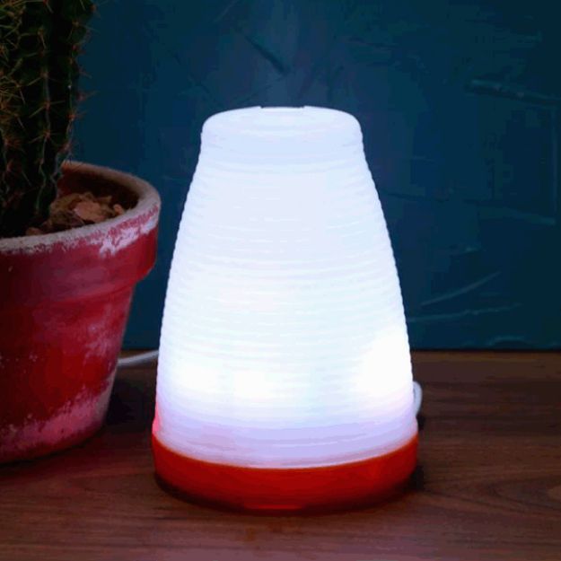 Bild von Aroma-Diffuser mit LED-Farbwechsler