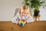 Bild von 3D-Nagelbilder Regenbogen Pin Art, VE-6