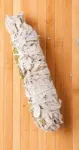 Bild von Weisser Salbei & Wacholder - Kräuterbündel