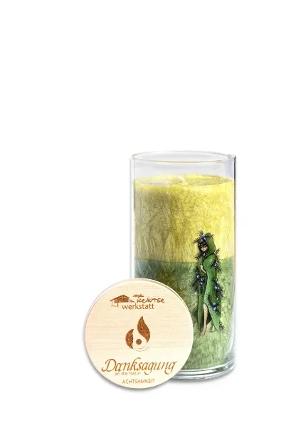 Bild von Achtsamkeit Danksagung an die Natur im Glas