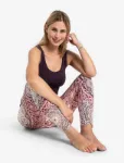 Bild von Yoga Leggings Mangala in erdrot-natur von The Spirit of Om