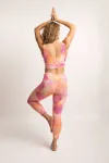 Bild von Yoga Leggings 7/8 Madhu in fuchsia von The Spirit of Om