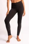 Bild von Yoga Leggings Indu in schwarz von The Spirit of Om