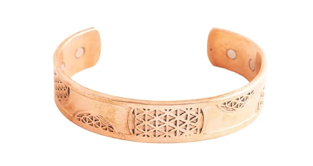Bild von Kupferarmreif mit Blume des Lebens-Gravur, gross