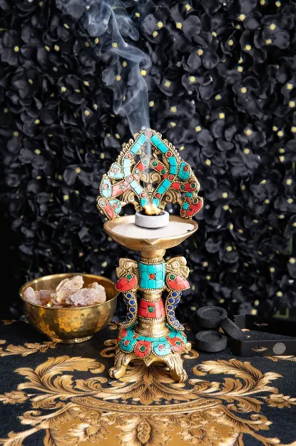 Bild von Maharadscha Räuchergefäss und Gheelampe