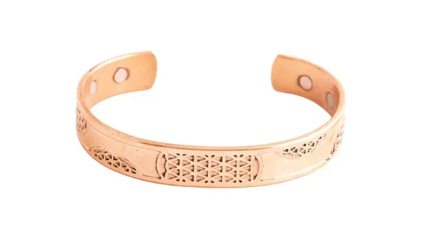 Bild von Kupferarmreif mit Blume des Lebens-Gravur, klein