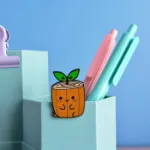 Bild von Noodoll Enamel Pin Ricelogi, VE-6