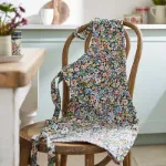 Bild von Confetti Floral Cotton Apron - Ulster Weavers