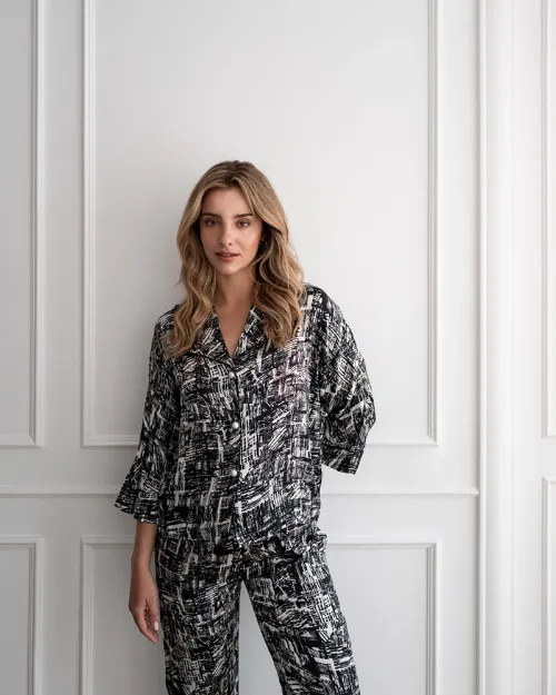 Bild von Bluse Loose Cut Black & White XL (Variante von PJ) - by vivi.