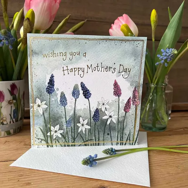Bild von GRAPE HYACINTHS MOTHERS DAY CARD
