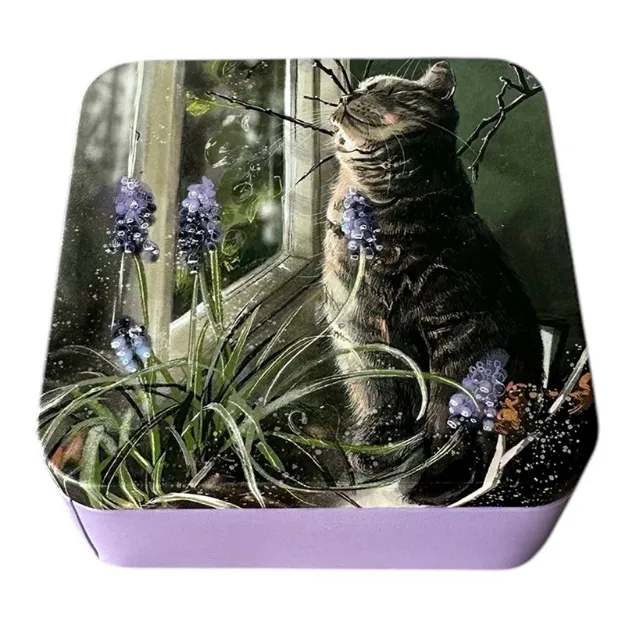 Bild von CAT AND MUSCARI MEDIUM SQUARE TIN