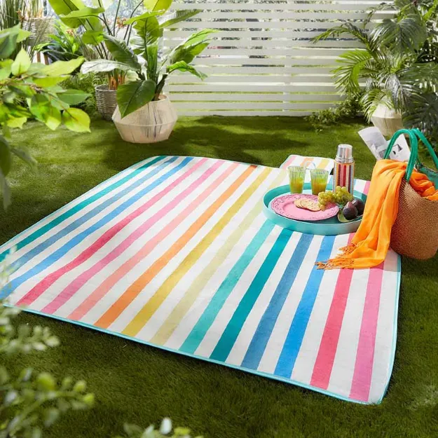 Bild von Carlson Stripe Multi Picnic Blanket - 135 x 150 cm