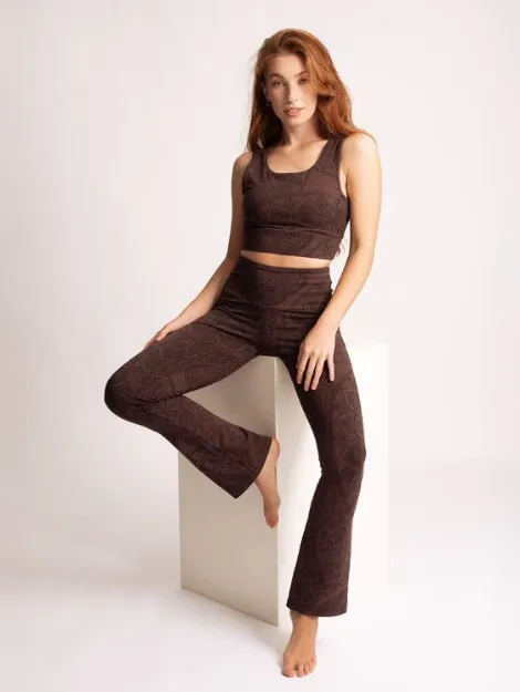 Bild von Yoga Hose Guna in braun von The Spirit of Om