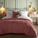 Bild von Austell Pink Bedspread - 150 x 220 cm