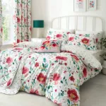 Bild von Abstract Poppy Red Filled Cushion - 43 x 43 cm