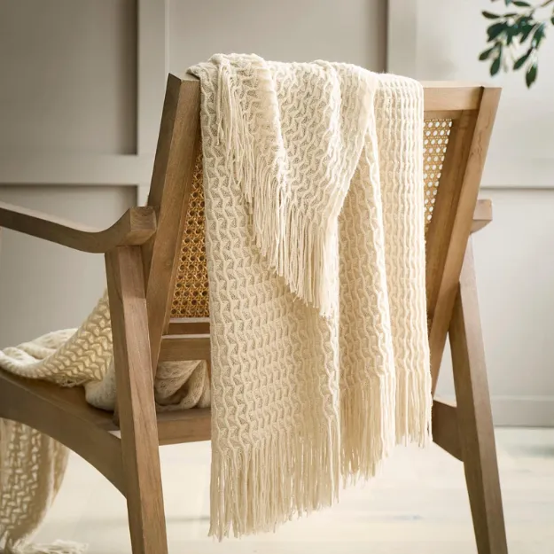 Bild von Textured Knit Natural Throw - 130 x 180 cm